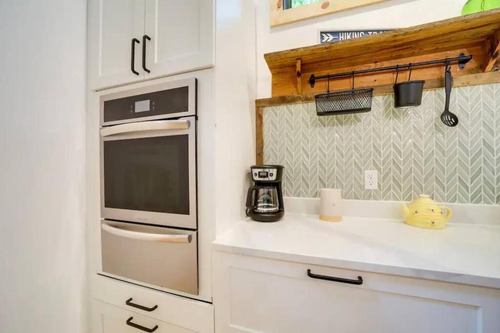 Outdoor Enthusiast's Dream Hiking & Rafting Holiday home *